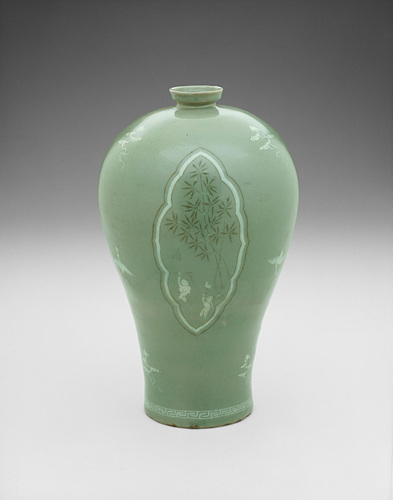 사본 -1. Vase (Maebyong) .jpg